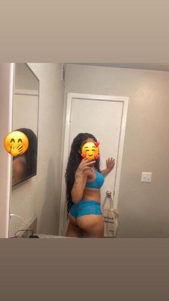 Kash, 23  female escort, Carbondale